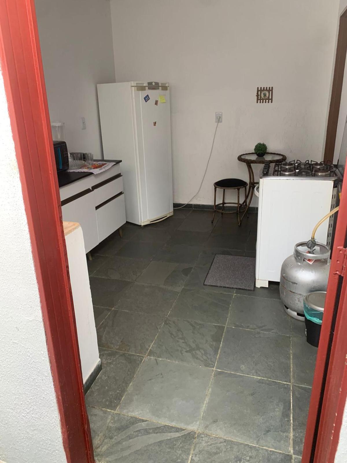 Kitnet Casal Em Taguatinga-df * Brasília