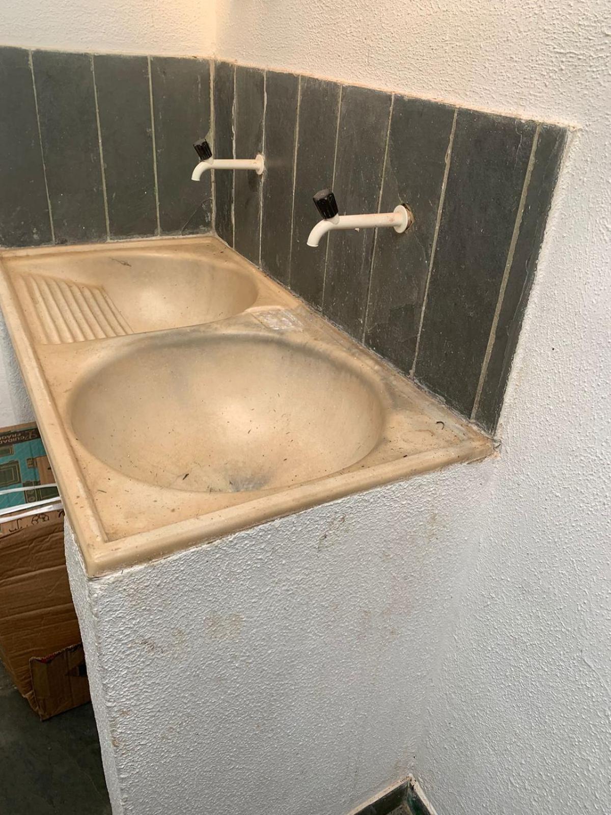 Casa de Férias Kitnet Casal Em Taguatinga-df *